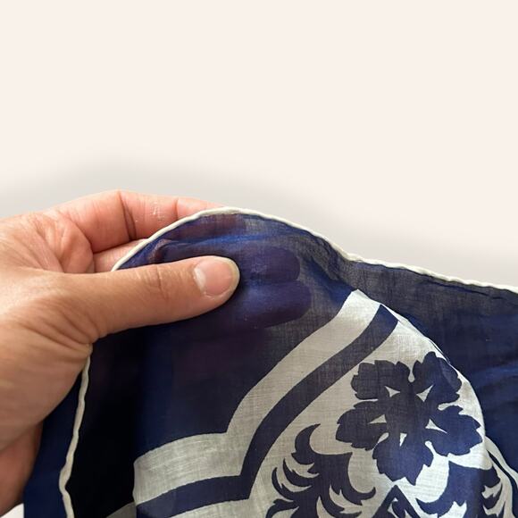 Vintage Brooke Cadwallader Silk Blue and White Square Scarf - Picture 7 of 8